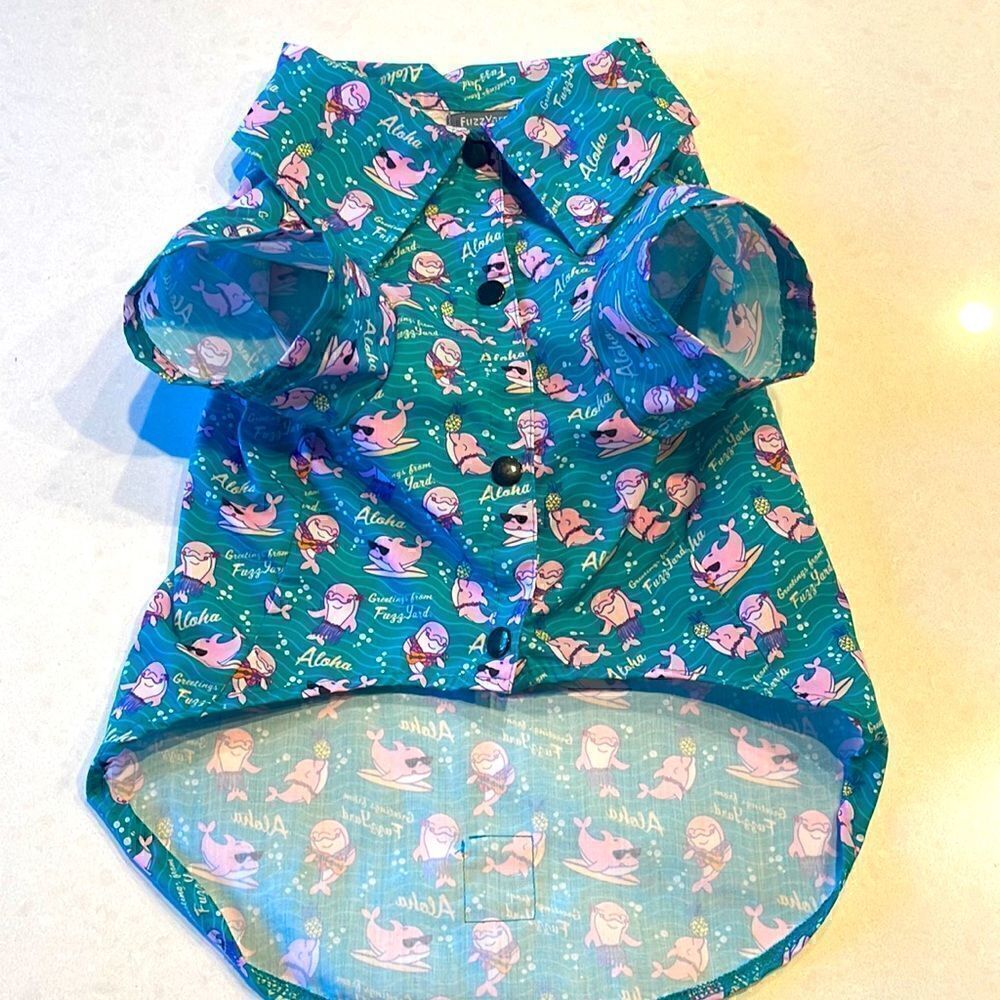 Fuzzyard Pet jacket aloha greetings from fuzz yard  size 5. Great brand!